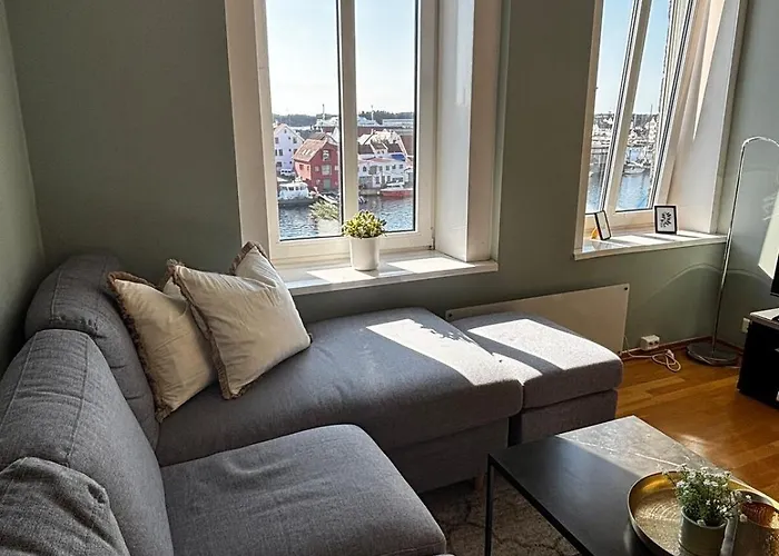 And Modern Apartment, With Great Sea View 海宁格松